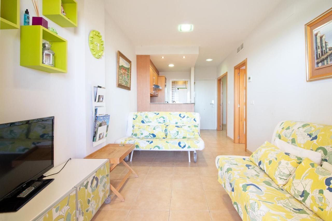 Global Properties, Apartamento Con Gran Terraza Y Piscina Канет-де-Беренгер Экстерьер фото