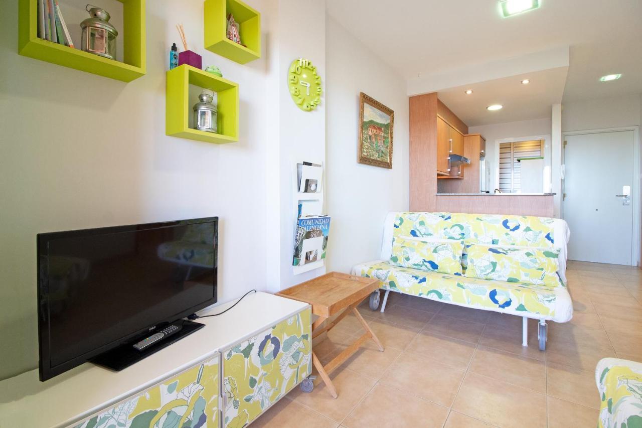 Global Properties, Apartamento Con Gran Terraza Y Piscina Канет-де-Беренгер Экстерьер фото