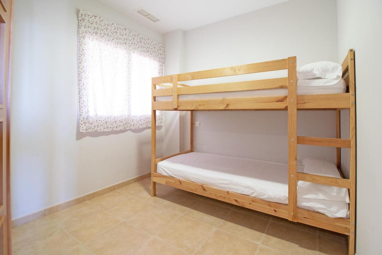 Global Properties, Apartamento Con Gran Terraza Y Piscina Канет-де-Беренгер Экстерьер фото